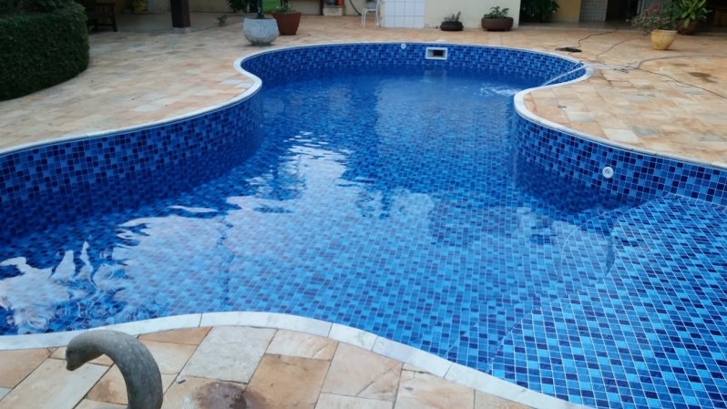 Construção de Piscina para Residência Ilha Bela - Construção de Piscinas Fibra